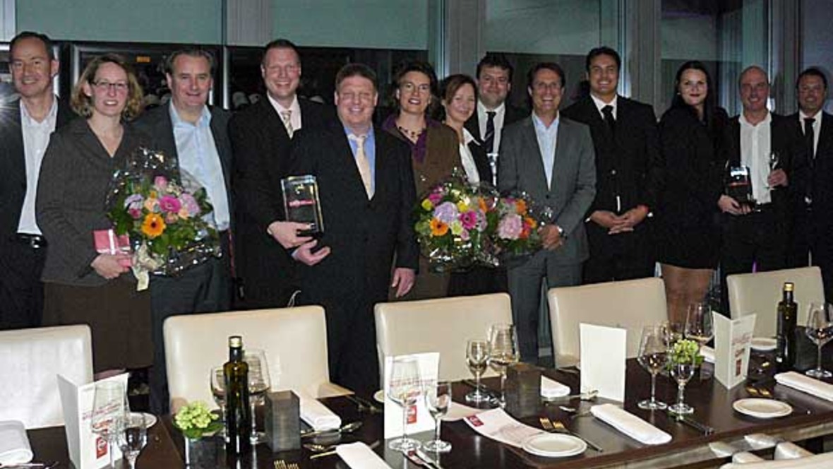 "Global Award 2012": Nissan zeichnet weltweit Händler aus - autohaus.de