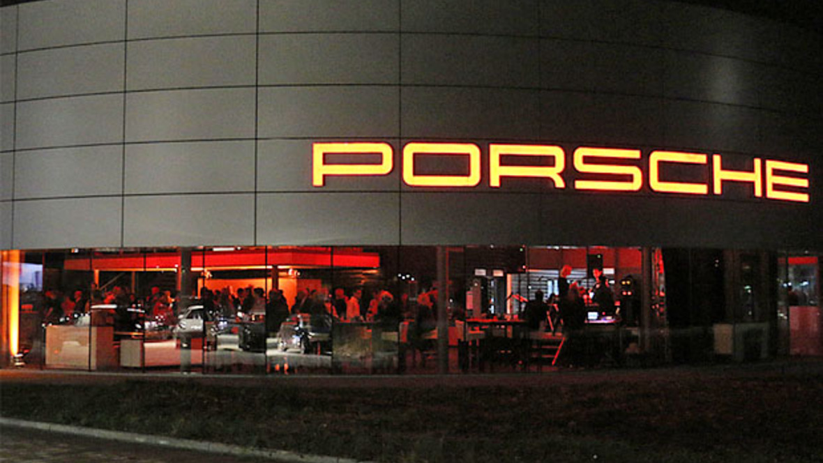 AVPGruppe Porsche Zentrum Landshut neu autohaus.de