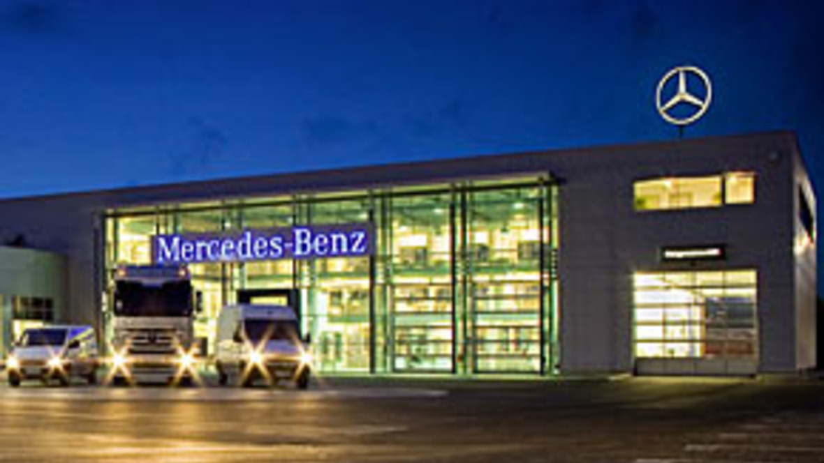 Nutzfahrzeug Zentrum Der Mercedes Benz Niederlassung Berlin