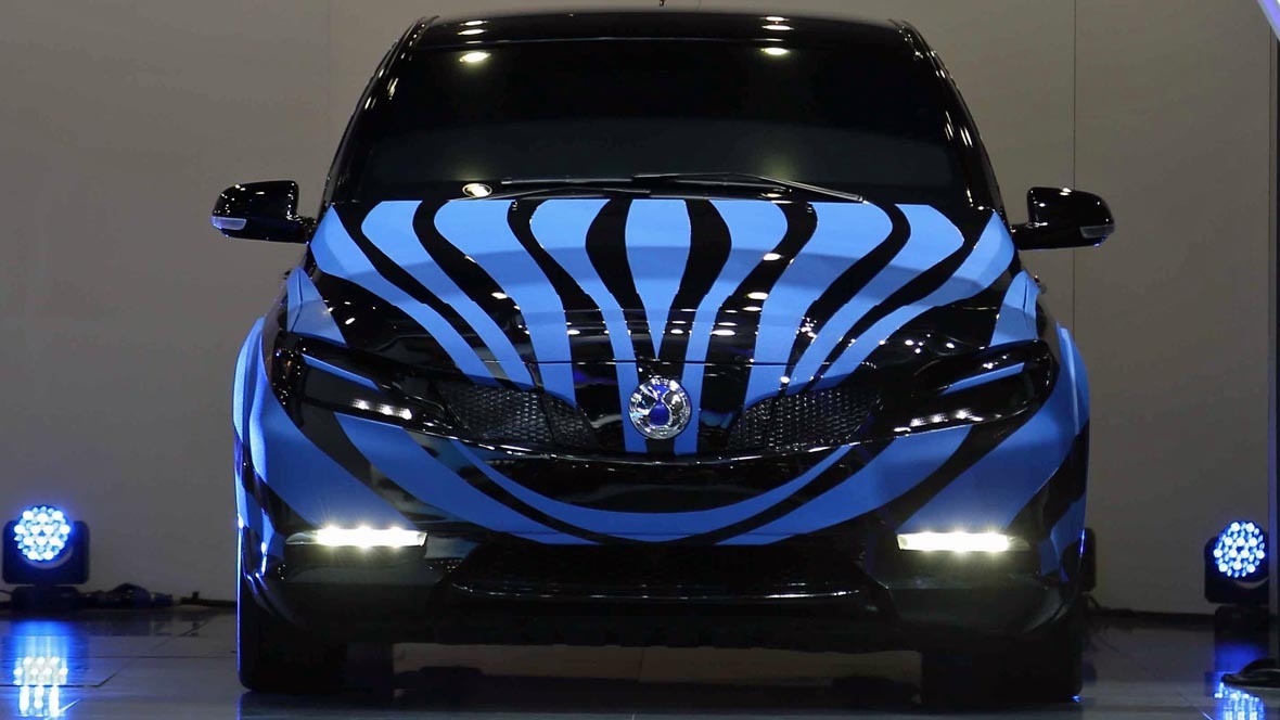 Peking Motor Show Daimler Und Byd Prasentieren Neues Elektroauto Autohaus De
