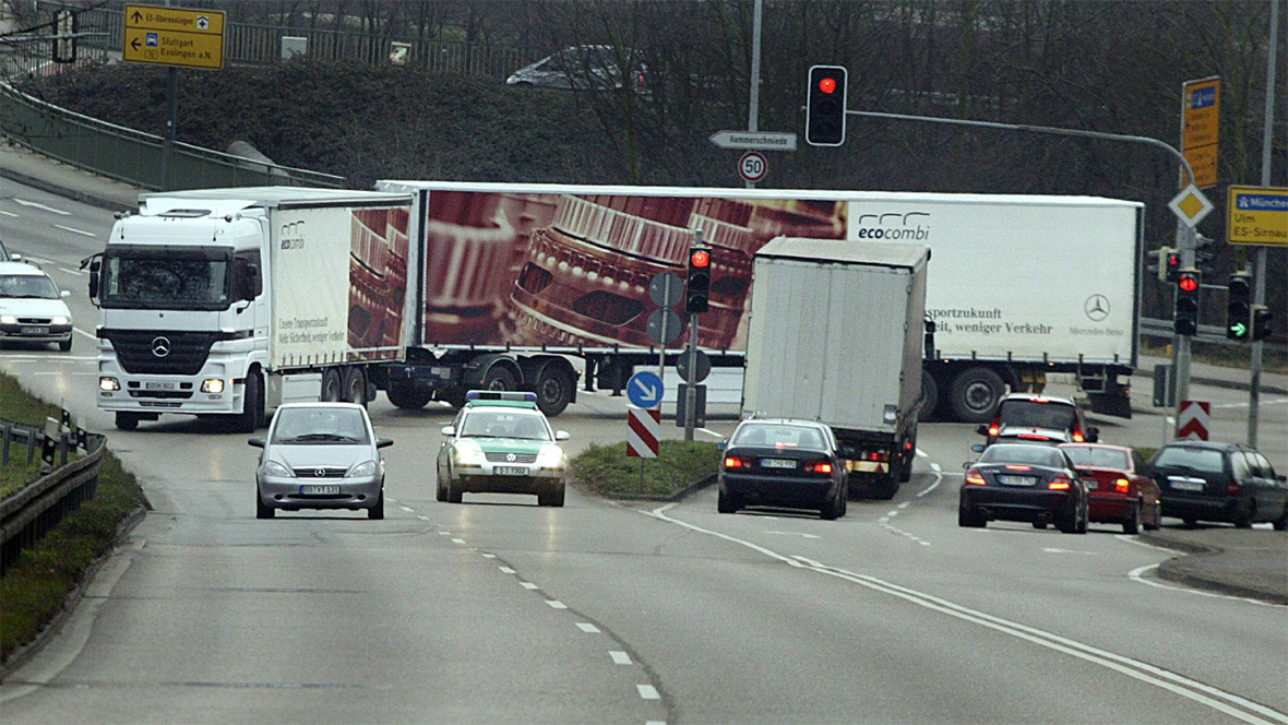 Wie Lange Dürfen Lkws Am Samstag Fahren Deutschland: Lang-Lkw dürfen ab Januar regulär fahren - autohaus.de