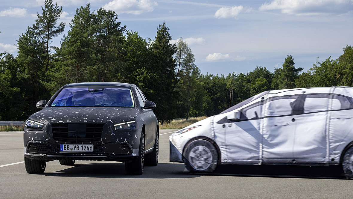Mercedes_S_Klasse_4.jpg.43167123.jpg
