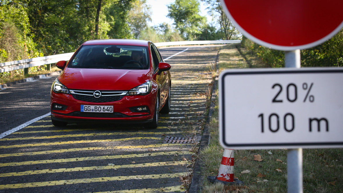 50 Jahre Opel Testcenter Dudenhofen Autohaus De