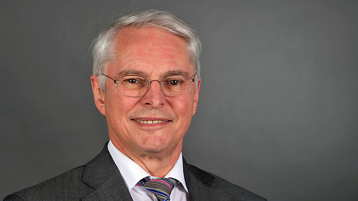 Juergen Peter Volkswagen Niedersachsen kritisiert Bayerns VW-Klage - autohaus.de