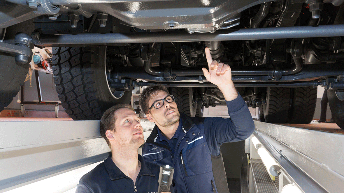 TÜV Rheinland: Neues Weiterbildungszentrum eröffnet - autohaus.de