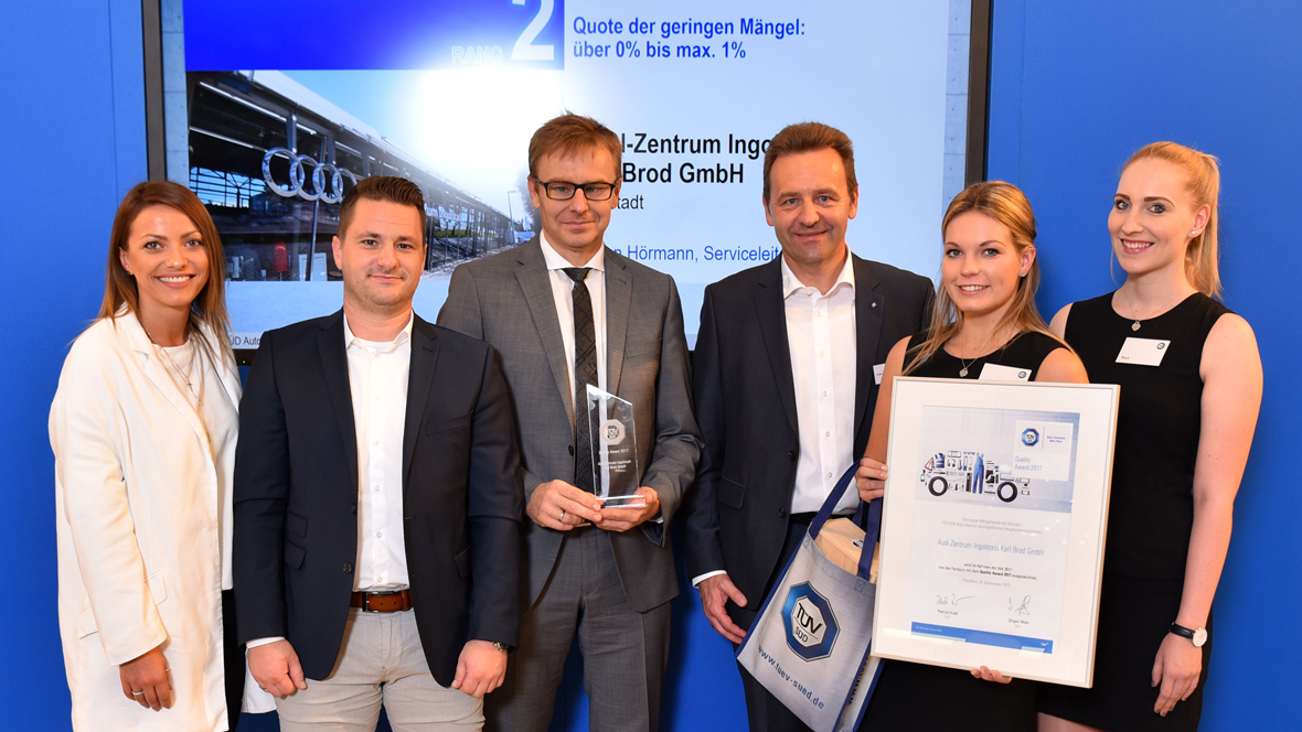 TÜV Süd verleiht \ TÜV Süd verleiht \