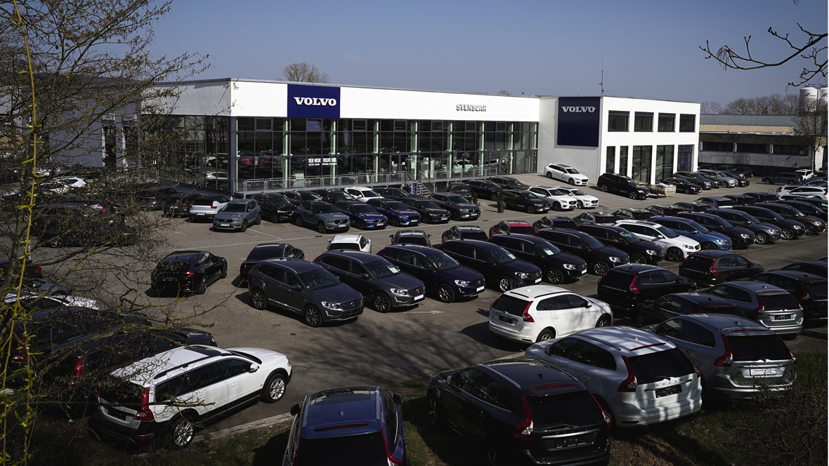 Zukauf und Umbau Aus Autohaus Bauer wird Svenscar autohaus.de